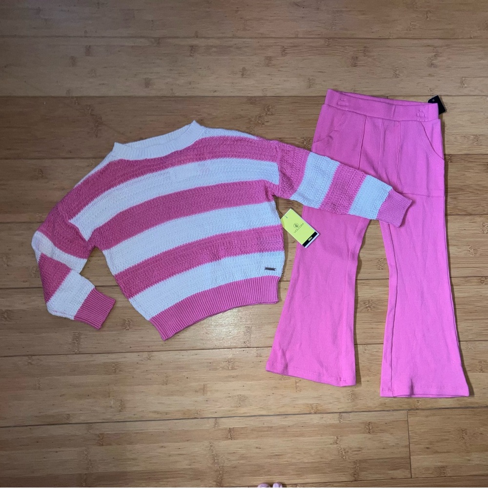 NWT Girls Size 4T Volcom Outfit - Striped Sweater Top & Flare Pants Set